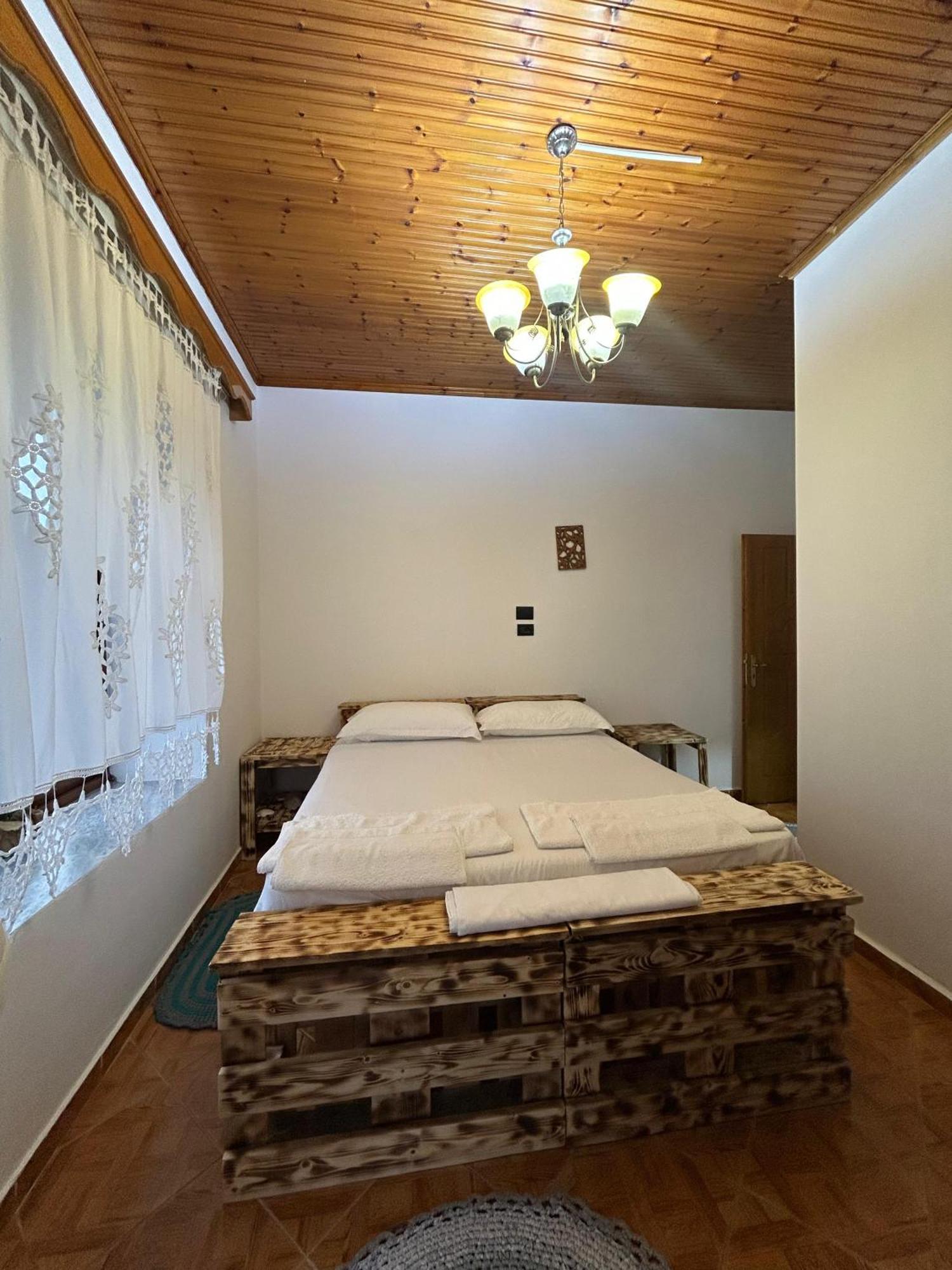 Guest House Lengo Gjirokastër 外观 照片