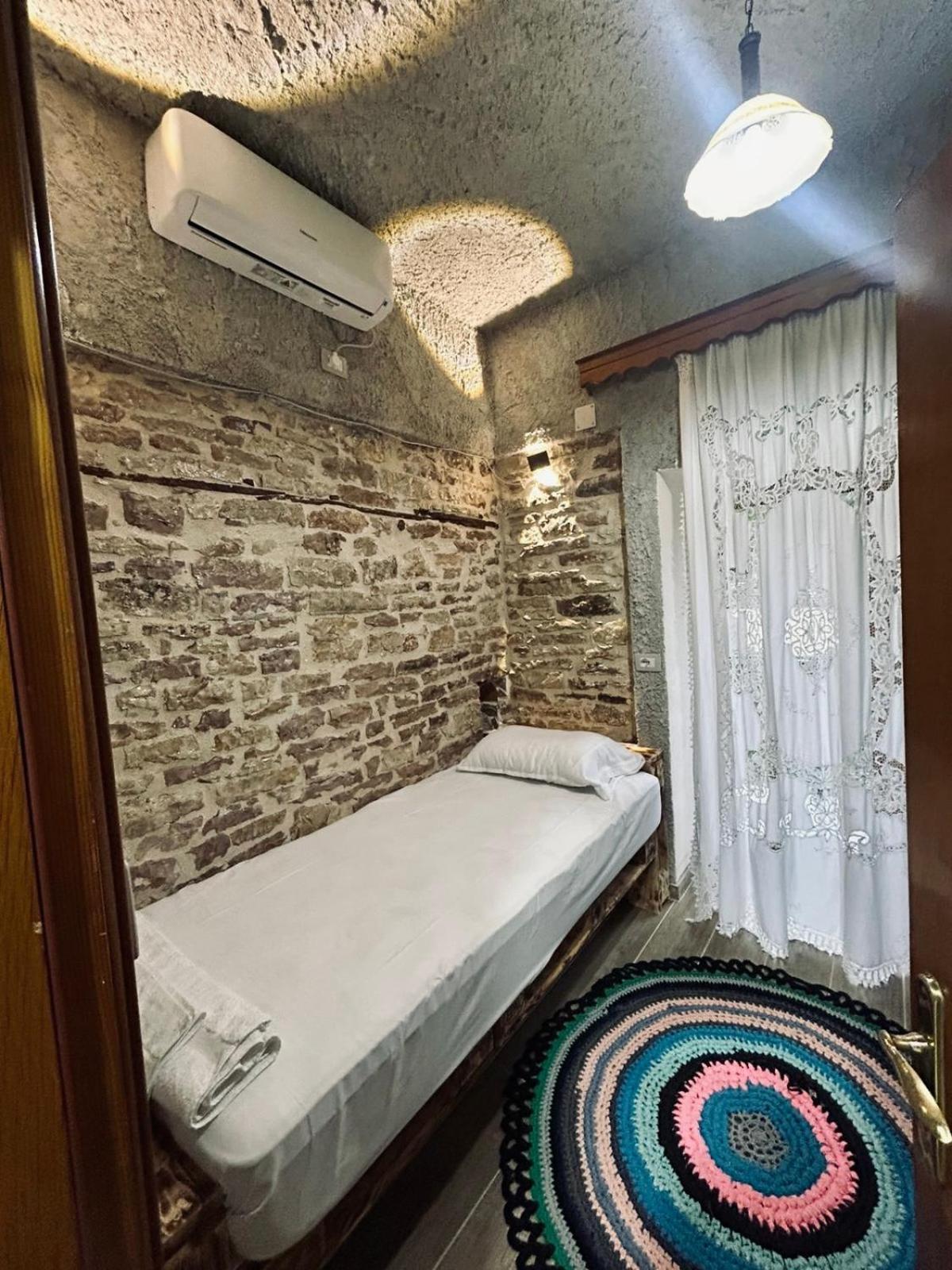 Guest House Lengo Gjirokastër 外观 照片