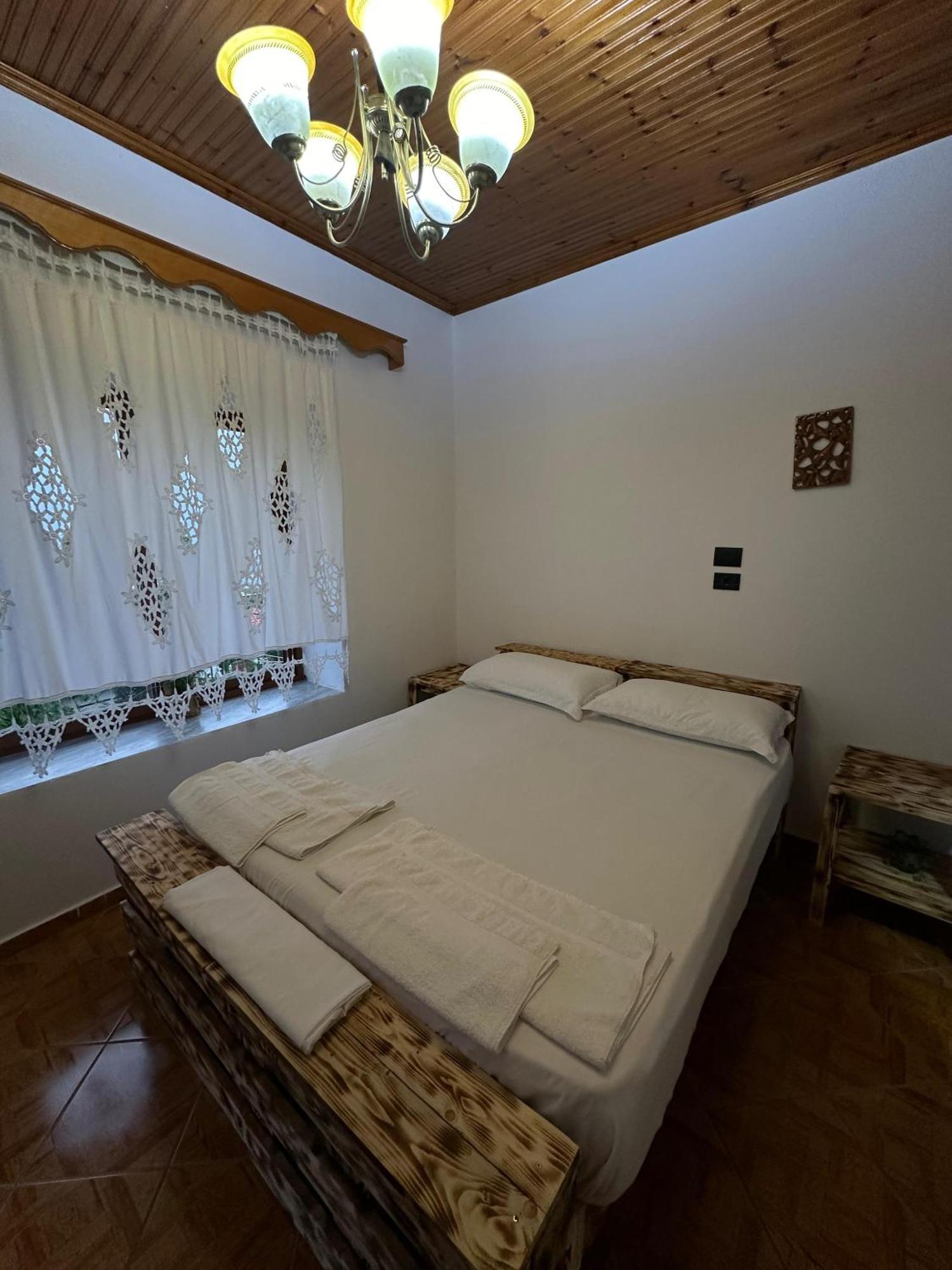 Guest House Lengo Gjirokastër 外观 照片